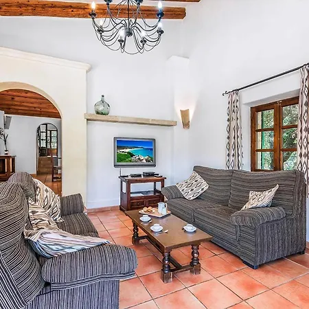 Feriehus Tomas Mit Pool In Cala Sant Vicenc